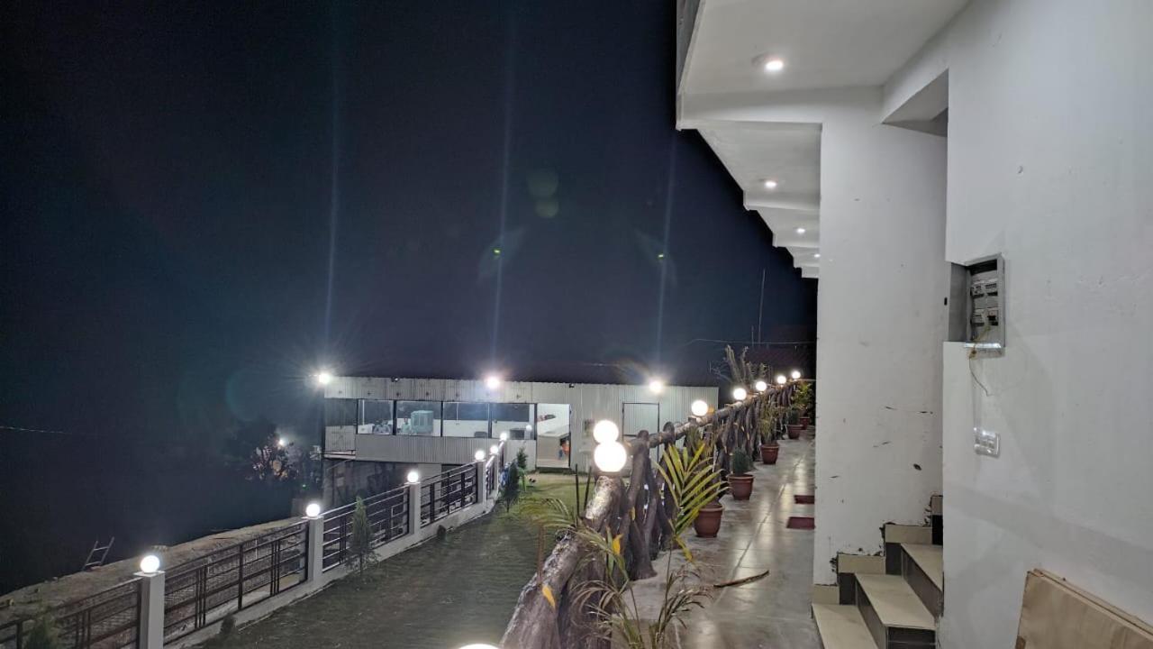 Sparkle Hotel Nanda ริชิเคช ภายนอก รูปภาพ
